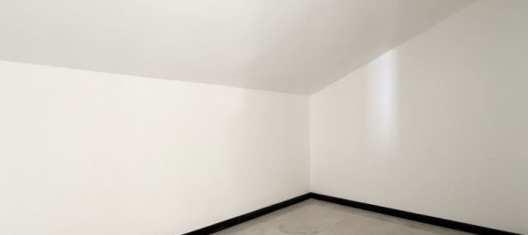 2 غرف نوم شقة في Limbiate, Italy رقم 361141 15