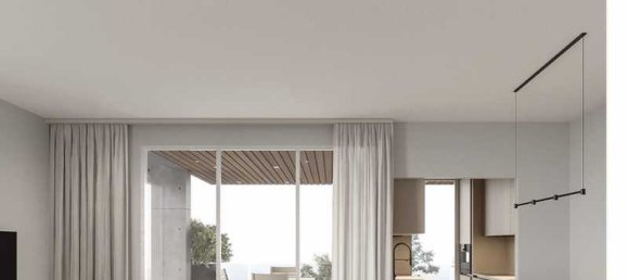 2 bedrooms Penthouse in Larnaca, Cyprus No. 18985 2