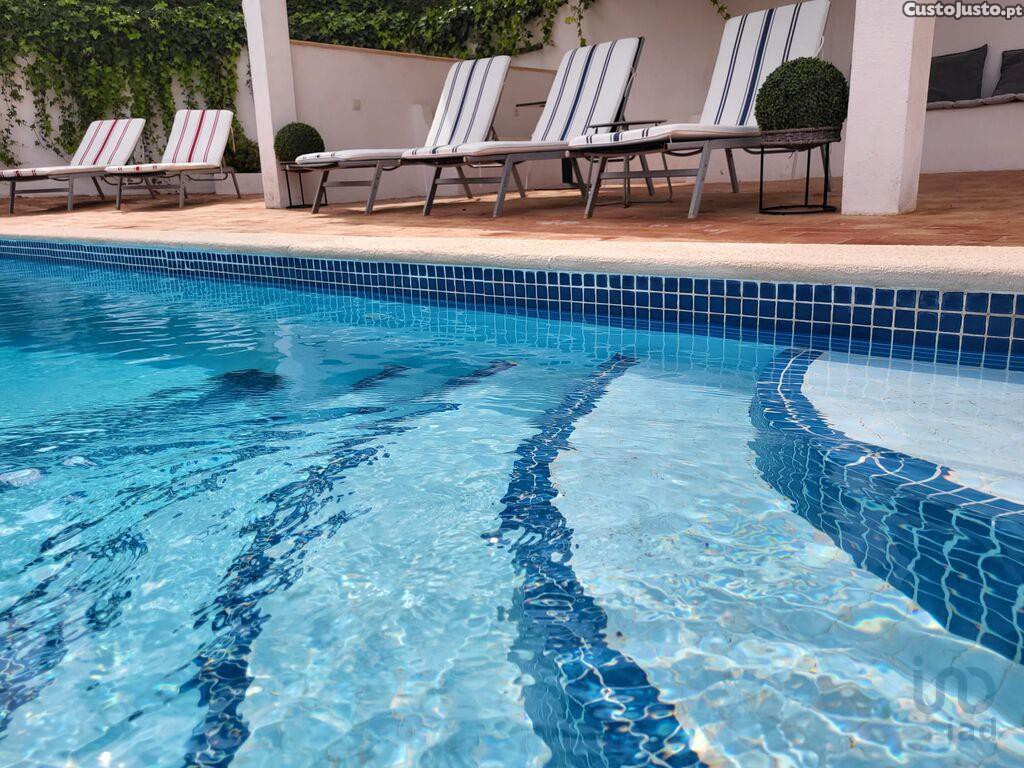 6 bedrooms Villa in Faro, Portugal No. 132373