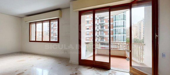 5 rooms Apartment in Palermo, Italy No. 45883 7