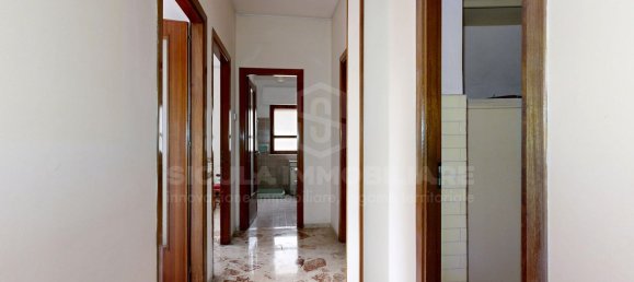 5 rooms Apartment in Palermo, Italy No. 45883 21