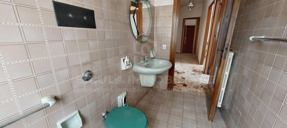 5 rooms Apartment in Palermo, Italy No. 45883 26