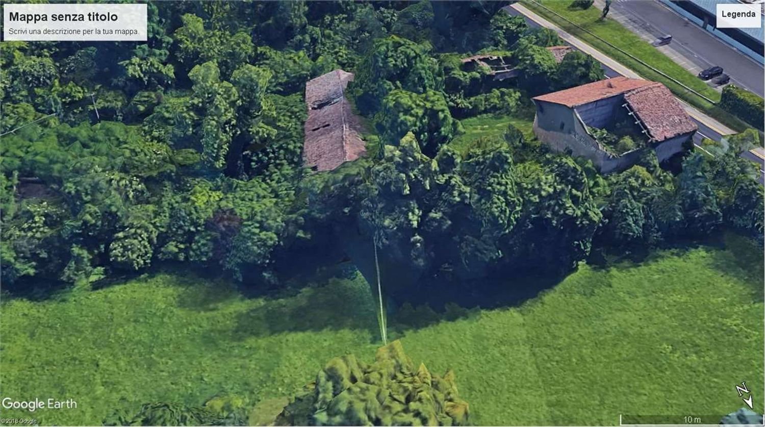 10 rooms House in Modena, Italy No. 145005