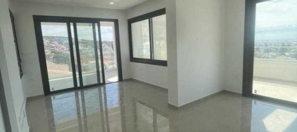 Пентхаус с 2 спальнями в Лимассол, Кипр № 8046 4