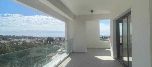 Пентхаус с 2 спальнями в Лимассол, Кипр № 8046 8