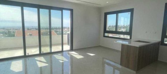 Пентхаус с 2 спальнями в Лимассол, Кипр № 8046 3