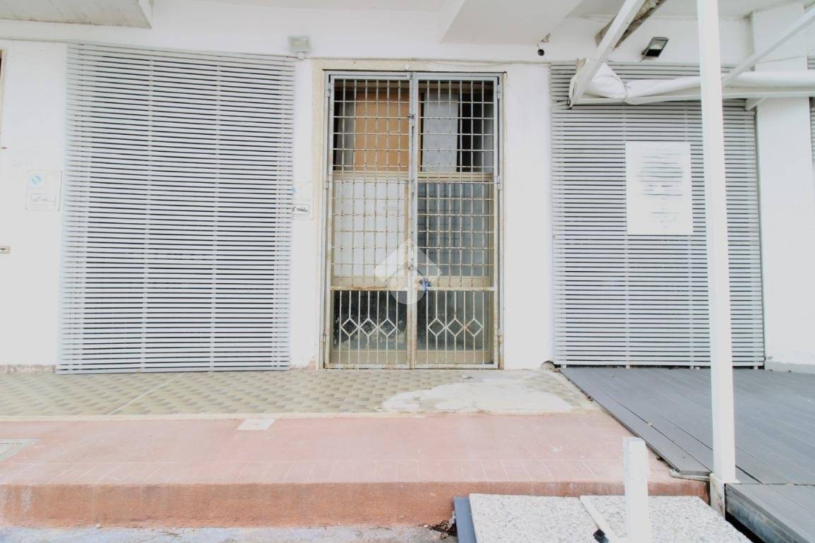 Lagerhaus in San Salvo, Italy 190m², Nr. 260293