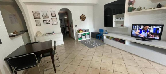 3 rooms Apartment in Pomezia, Italy No. 36022 15