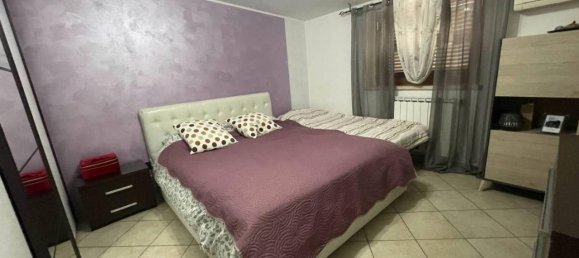 3 rooms Apartment in Pomezia, Italy No. 36022 30