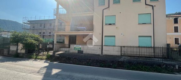 10-salle Bâtiment à Arcugnano, Italy No. 84740 2