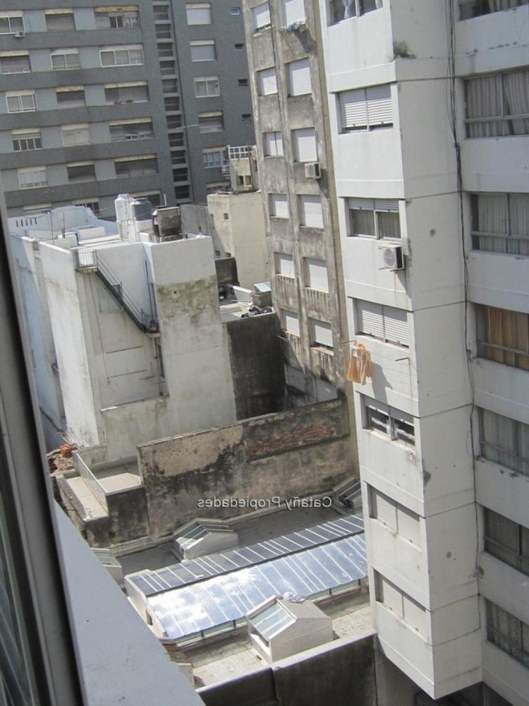 2 bedrooms Apartment in Montevideo, Uruguay No. 3821