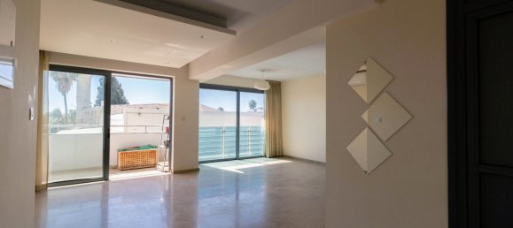 2 bedrooms Apartment in Larnaca, Cyprus No. 22276 6