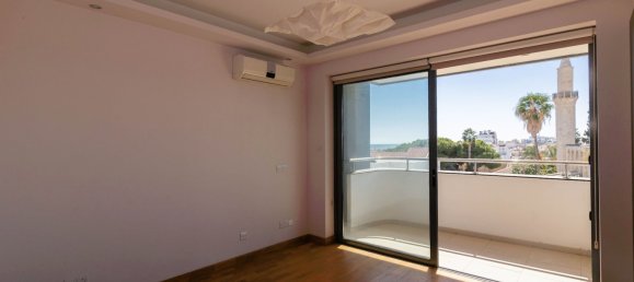 2 bedrooms Apartment in Larnaca, Cyprus No. 22276 11