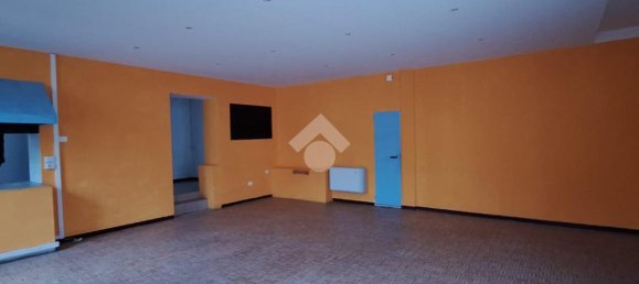 1غرفة عقار تجاري في Montoggio, Italy رقم 151109 3