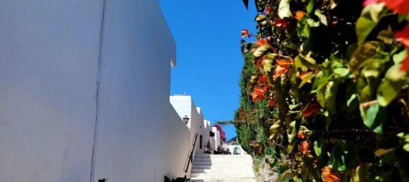 2 bedrooms Townhouse in Marbella, Spain No. 184399 18