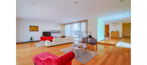 5 bedrooms Villa in Almada, Portugal No. 221414 5