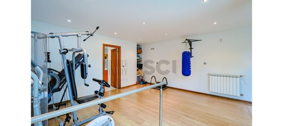 5 bedrooms Villa in Almada, Portugal No. 221414 19