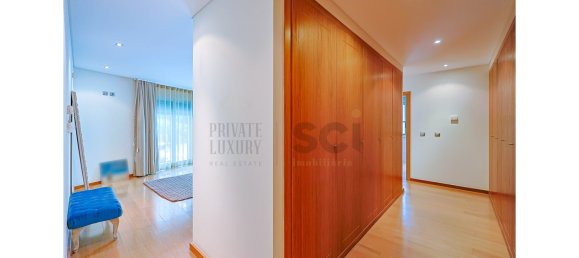 5 bedrooms Villa in Almada, Portugal No. 221414 22