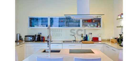 5 bedrooms Villa in Almada, Portugal No. 221414 11