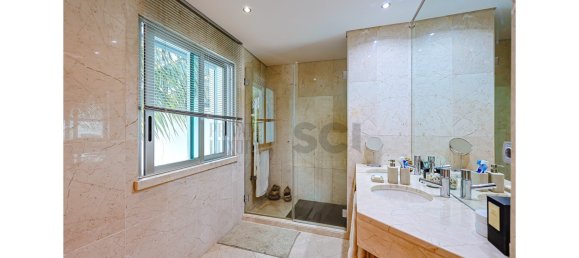5 bedrooms Villa in Almada, Portugal No. 221414 25