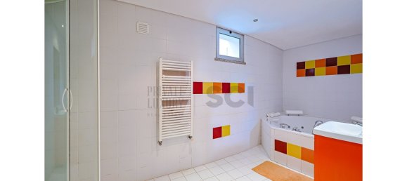 5 bedrooms Villa in Almada, Portugal No. 221414 37