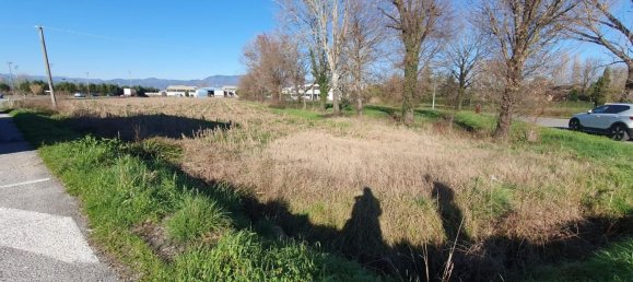 Земельный участок 6500м² в Капаннори, Италия № 102738 2