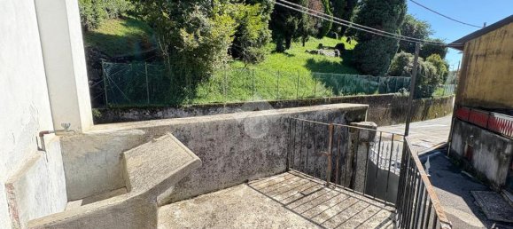 4 bedrooms House in Calolziocorte, Italy No. 314801 12