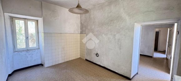 4 bedrooms House in Calolziocorte, Italy No. 314801 3