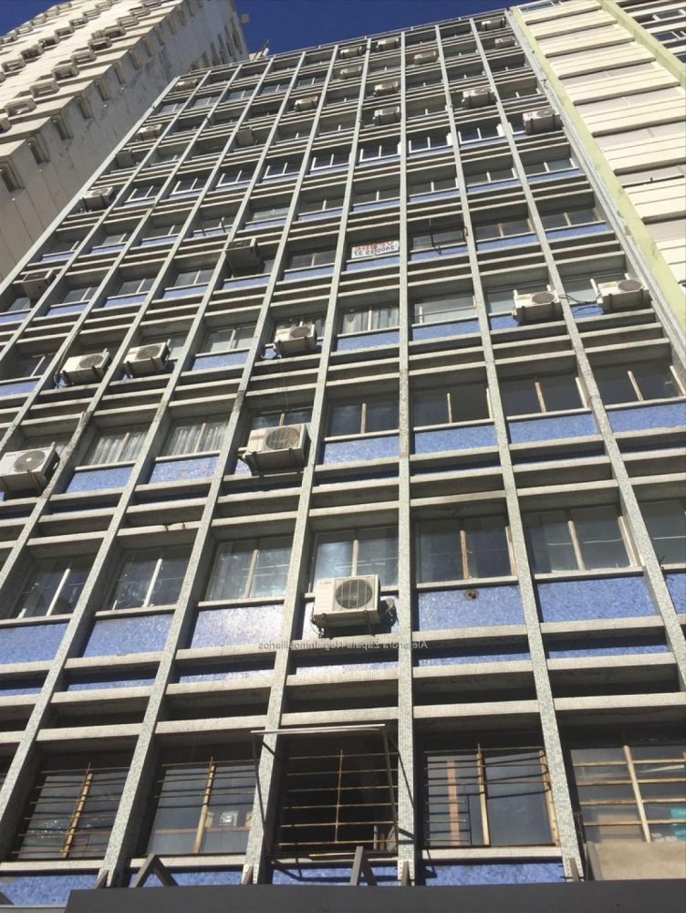 Офис с 6 спальнями в Монтевидео, Уругвай № 13711