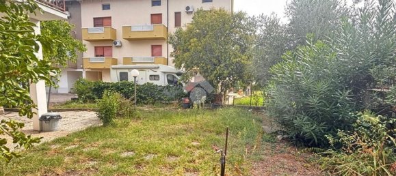 4 Schlafzimmer Wohnung in San Salvo, Italy, Nr. 362644 5
