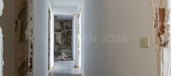 3 bedrooms Apartment in Marbella, Spain No. 102467 3