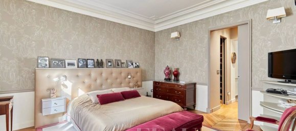 Apartamento de 2 dormitorios en Paris, France No. 180959 12