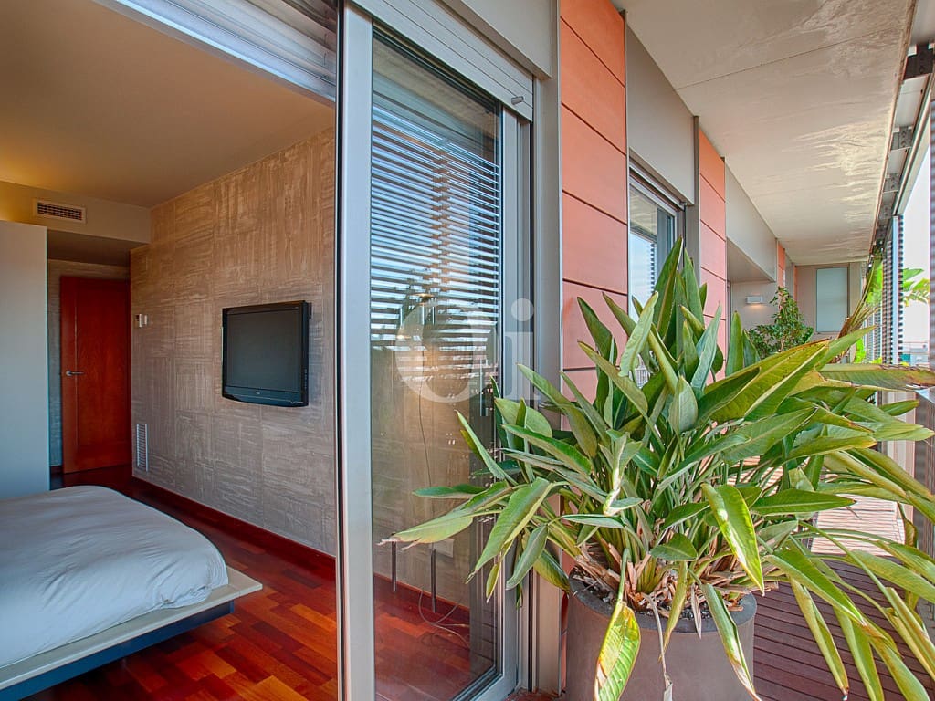 3 bedrooms Penthouse in Barcelona, Spain No. 246695