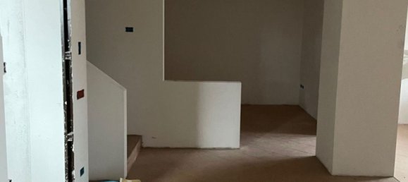 Entrepôt à Fai della Paganella, Italy 360m² No. 169101 17