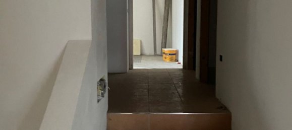 Entrepôt à Fai della Paganella, Italy 360m² No. 169101 12