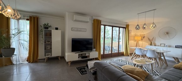 Casa de 3 dormitorios en Nimes, France No. 355683 4