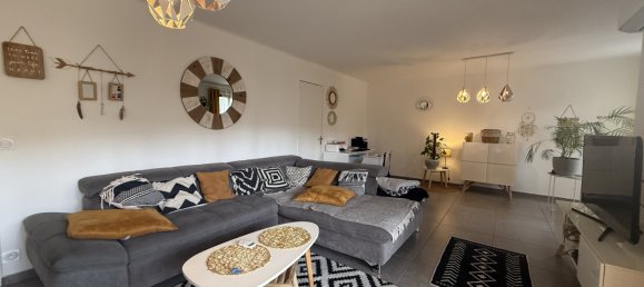 Casa de 3 dormitorios en Nimes, France No. 355683 3