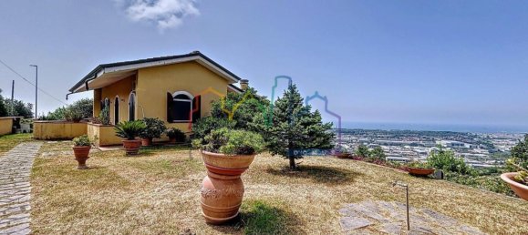 Вилла с 3 спальнями в Масса, Италия № 41505 15