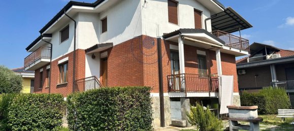 13 bedrooms Villa in Caselle Torinese, Italy No. 326857 39