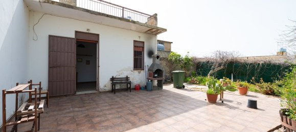 5 rooms House in Vittoria, Italy No. 44242 28