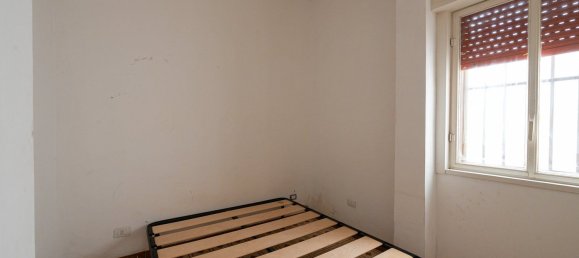 5 rooms House in Vittoria, Italy No. 44242 12