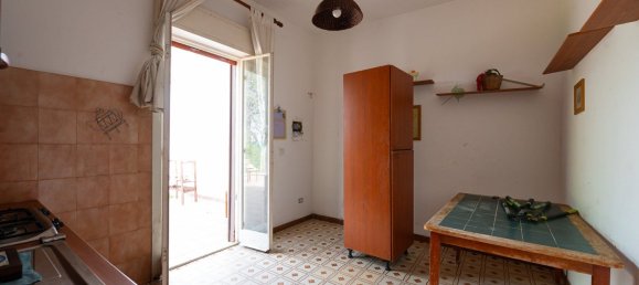 5 rooms House in Vittoria, Italy No. 44242 20