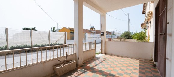 5 rooms House in Vittoria, Italy No. 44242 7