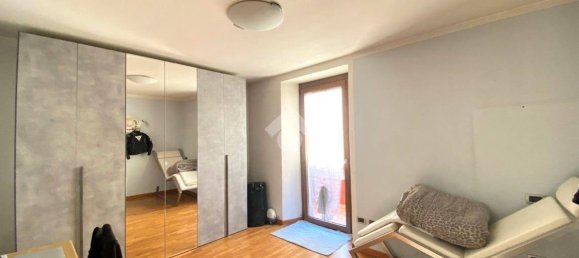 3 bedrooms Apartment in Berzo Inferiore, Italy No. 77023 3