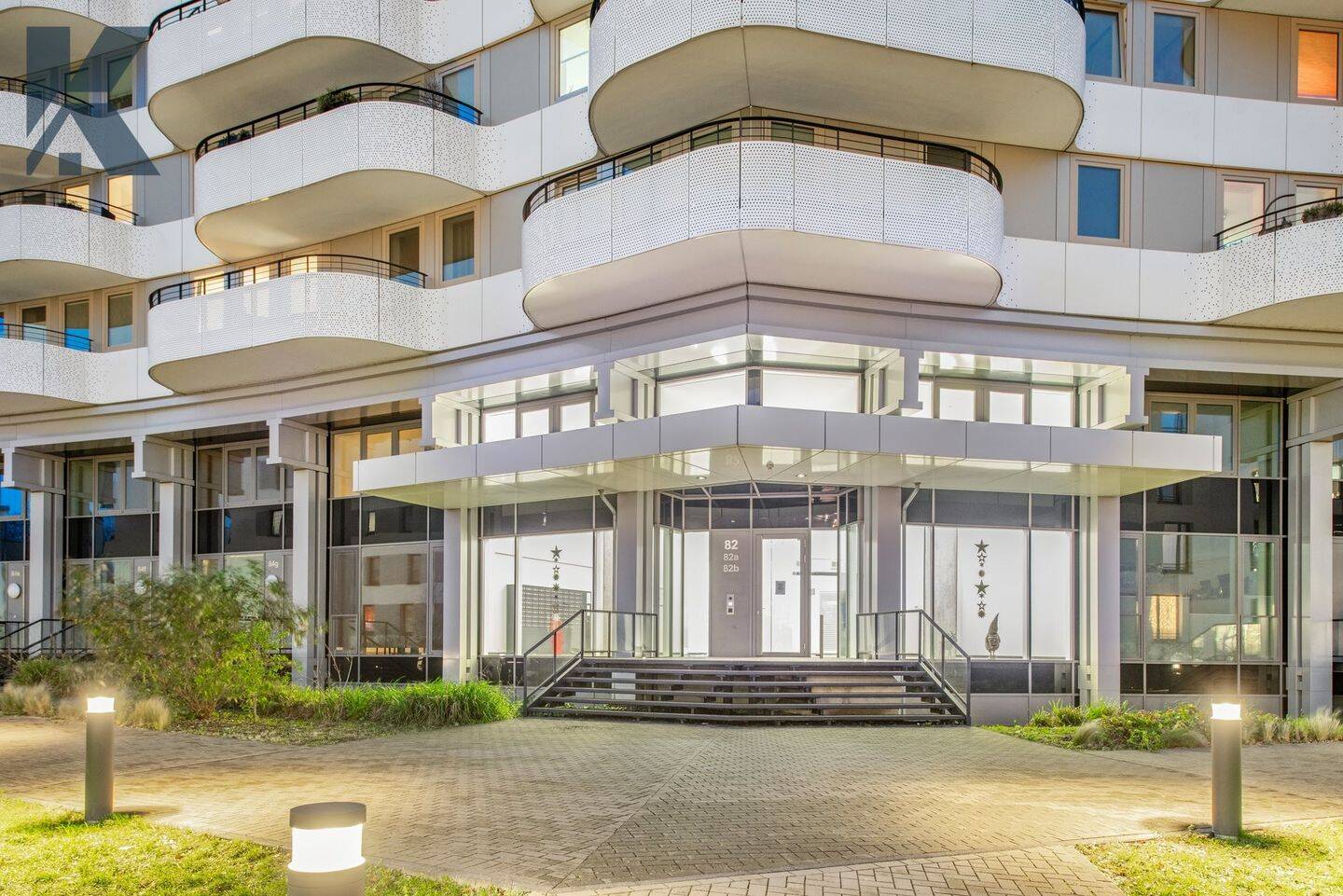 3 bedrooms Apartment in Cologne, Germany No. 320244