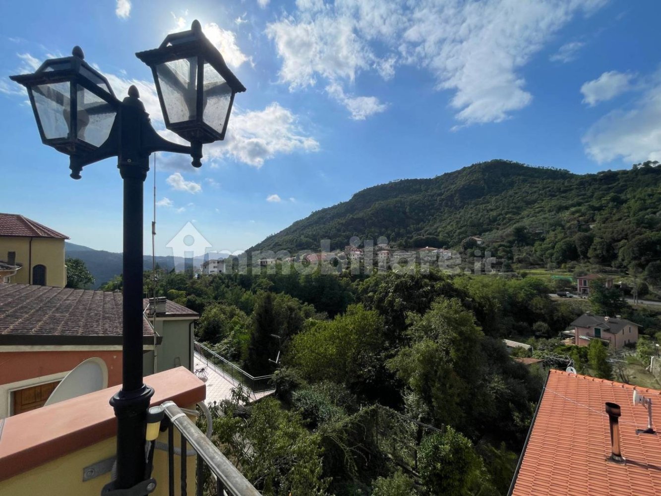 2 Schlafzimmer Haus in Castiglione Chiavarese, Italy, Nr. 354663