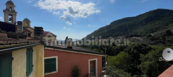 2 Schlafzimmer Haus in Castiglione Chiavarese, Italy, Nr. 354663 4