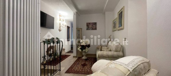 2 Schlafzimmer Haus in Castiglione Chiavarese, Italy, Nr. 354663 12