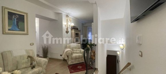 2 Schlafzimmer Haus in Castiglione Chiavarese, Italy, Nr. 354663 11
