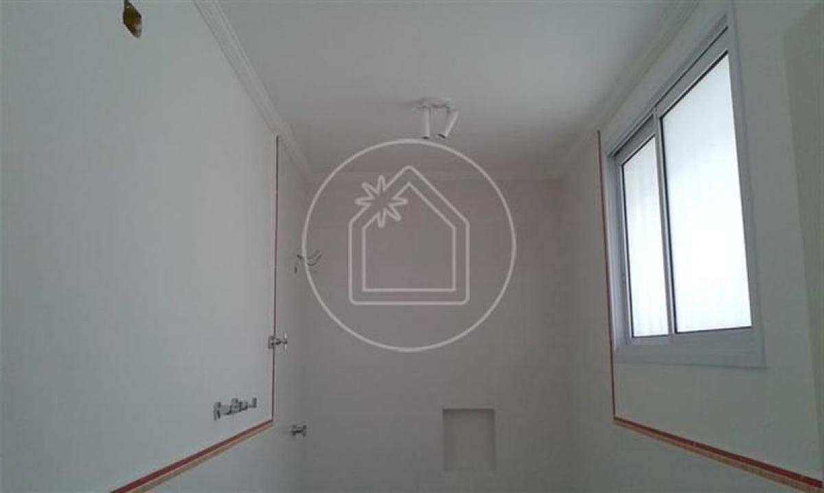 Дом с 4 спальнями в Сан-Паулу, Бразилия № 536884